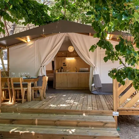 Campsite Village Santapomata *